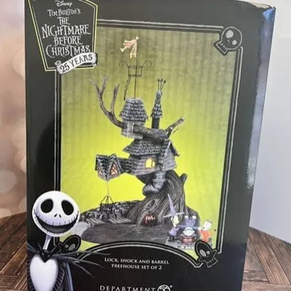 Department 56 Halloween Treehouse Figurine - Picture 1 of 3